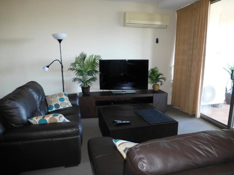 The Oasis Apartments - Accommodation Broome 7