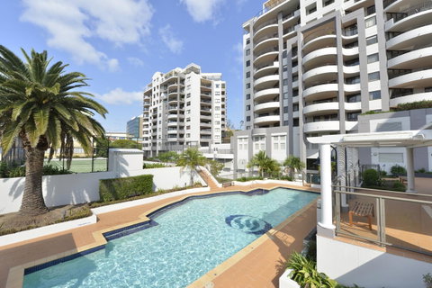 The Oasis Apartments - Accommodation Broome 0