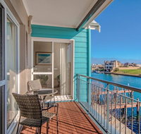 Waters Edge Apartment with Jetty - Accommodation Broome
