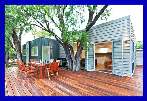 Whatmans Beach House - Accommodation Broome 0