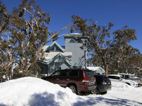 Whistler 5 - Accommodation Broome 1