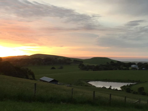 Woolamai Dreaming - Accommodation Broome 1