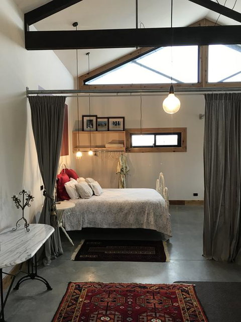 Woolamai Dreaming - Accommodation Broome 0