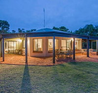 Yallingup Pet Friendly Bush Retreat - Accommodation Broome