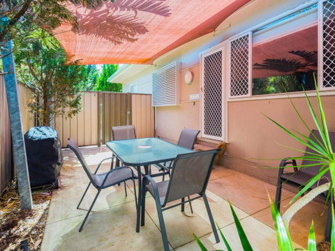 Yamba Daze - Sunset - Pet Friendly - Accommodation Broome 0