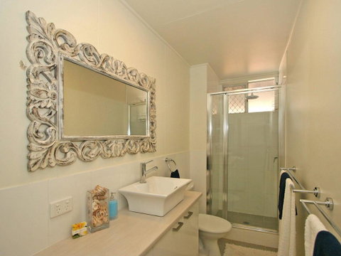 Yamba Daze - Sunset - Pet Friendly - Accommodation Broome 3