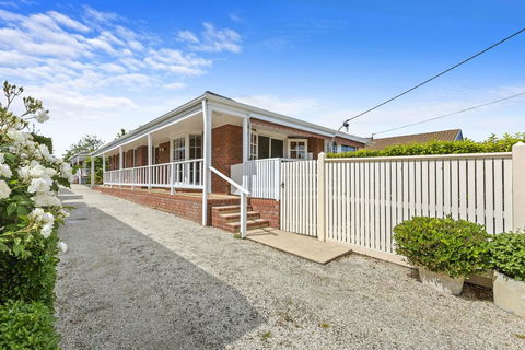 YIN-YANG - MOUNT ELIZA - Accommodation Broome 3
