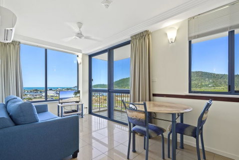 AirliediseNO Hills5min Walk 2 Port Of Airlie/Ferry TerminalWiFiNetflix - Accommodation Broome 0