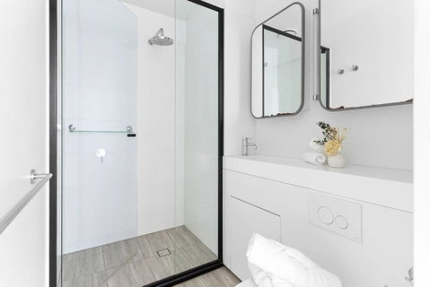 A 2BR Apt Near Melbourne Central & QV Market - Accommodation Broome 2