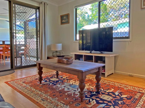 A AMITY BEACH BABY - Accommodation Broome 4