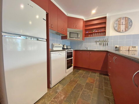 A BEACH AFFAIR - Accommodation Broome 4