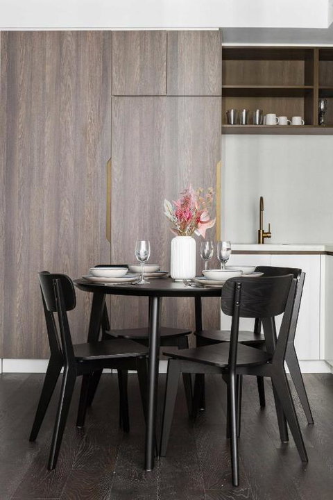 A Chic 2BR Apt Right Next To Melbourne Central - Accommodation Broome 1