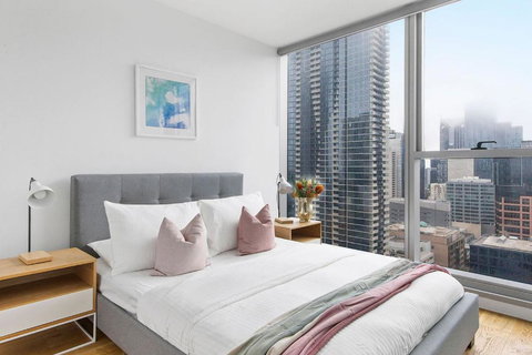 A Chic & Lovely 2BR Apt CBD With City Views - Accommodation Broome 0