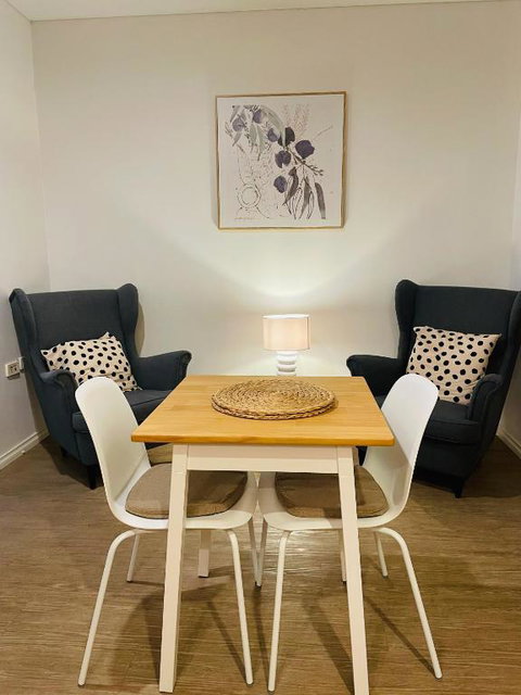 A City Oasis - Full Apartment With Balcony - Accommodation Broome 1