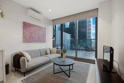A Cosmopolitan Hub In CBD Centre - Accommodation Broome 1