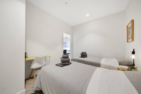A Cosmopolitan Hub In CBD Centre - Accommodation Broome 4