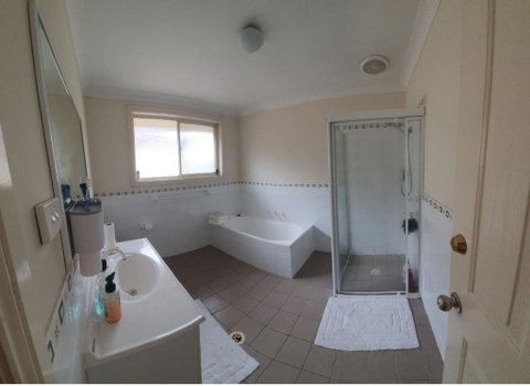 A Cosy Private Bedroom For You (2) - Accommodation Broome 2