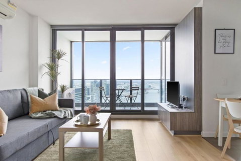 A Cozy 2BR Apt With Harbour Views FREE Parking - Accommodation Broome 2