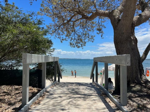 A Yachtsmans Rest Unit 3 37 Victoria Parade - Accommodation Broome 2