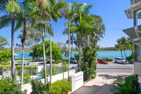 Aarons Luxury Retreat - Accommodation Broome 0