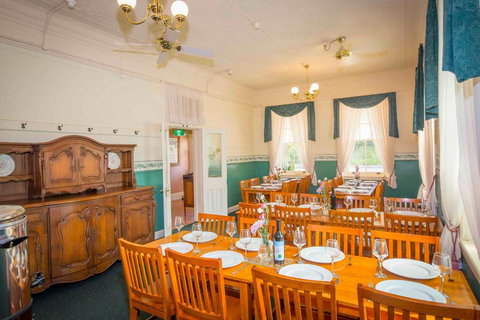 Abernethy House & Cottage - Accommodation Broome 1