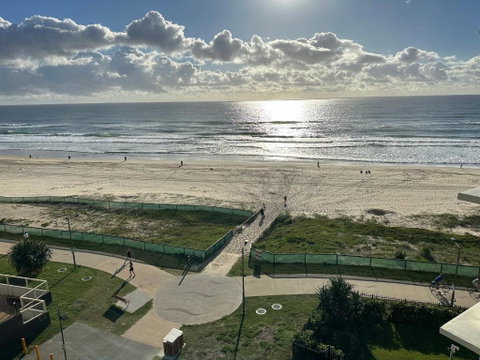 Absolute Beach Frontage Two Bedroom - Accommodation Broome 1