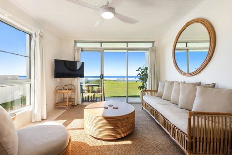 Absolute Beachfront Apartment 11B - Accommodation Broome 0