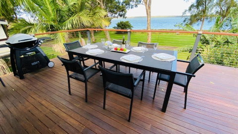 Absolute Lakefront House - Enjoy The Sunrise - Accommodation Broome 0