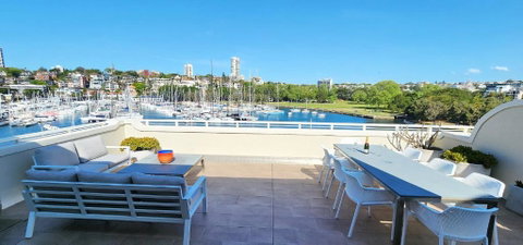 Absolute Waterfront With Oversized Private Terrace - Accommodation Broome 0