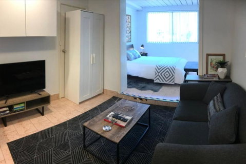 Adorable Studio Nestled In The Heart Of Flynn - Accommodation Broome 3