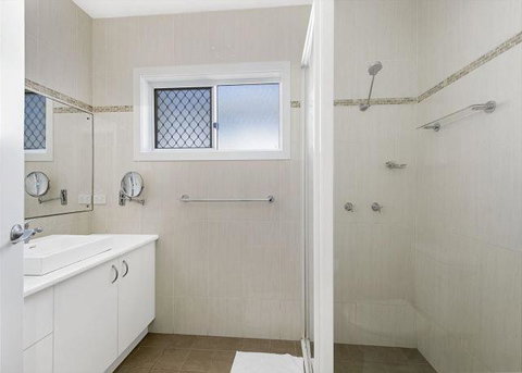 Adrift, 5B Scott Street - Accommodation Broome 3