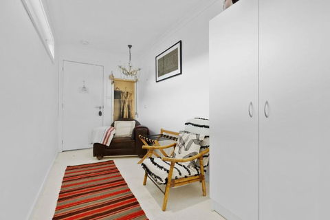 Adrift - Pet-friendly - 5 Min Walk To Bay - Rustic Charm - Accommodation Broome 4