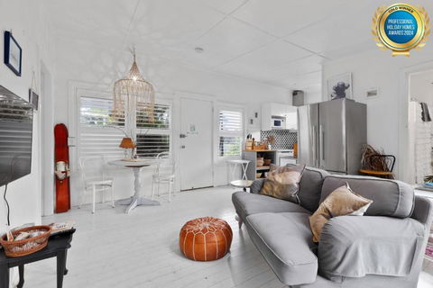 Adrift - Pet-friendly - 5 Min Walk To Bay - Rustic Charm - Accommodation Broome 0