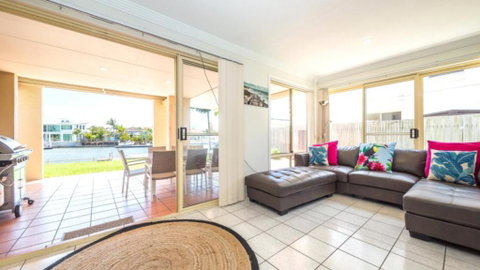 Air Conditioned Pet Friendly Canal Home With Wifi - Accommodation Broome 4