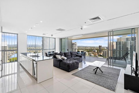 Air On Broadbeach - Hosted By Coastal Letting - Accommodation Broome 3