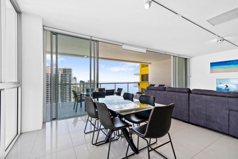 Air On Broadbeach - Hosted By Coastal Letting - Accommodation Broome 4
