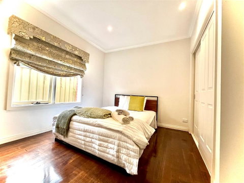 A Beautiful Home - Accommodation Broome 3