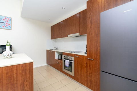 Absolutely Spacious APT Unit Between ANU And City - Accommodation Broome 4
