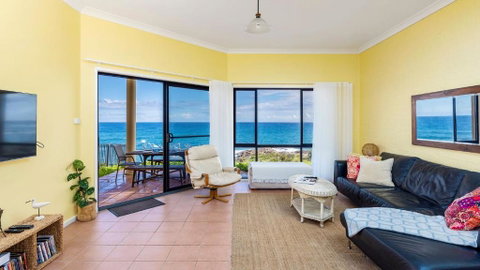 Absolute Oceanfront Portovenere - Accommodation Broome 1