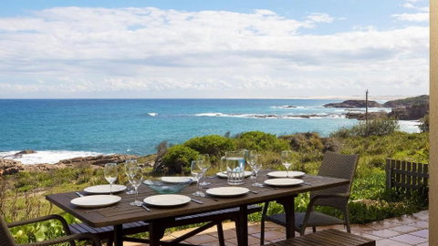 Absolute Oceanfront Portovenere - Accommodation Broome 0