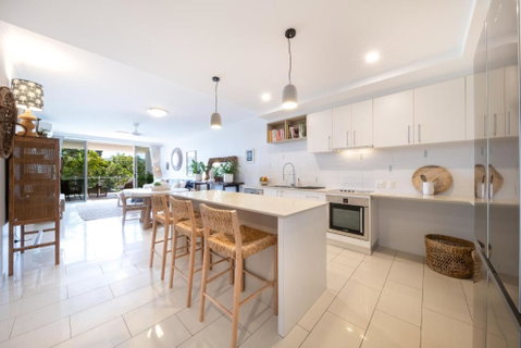 Airlie Sea View - Tropical Vibes Whitsundays - Accommodation Broome 2
