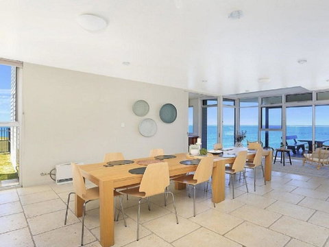 Albatross - Accommodation Broome 1