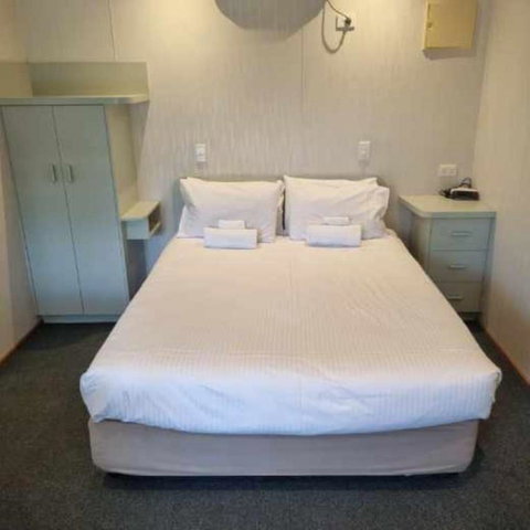 Alexandra Parklife Deluxe Studio 2 - Accommodation Broome 2