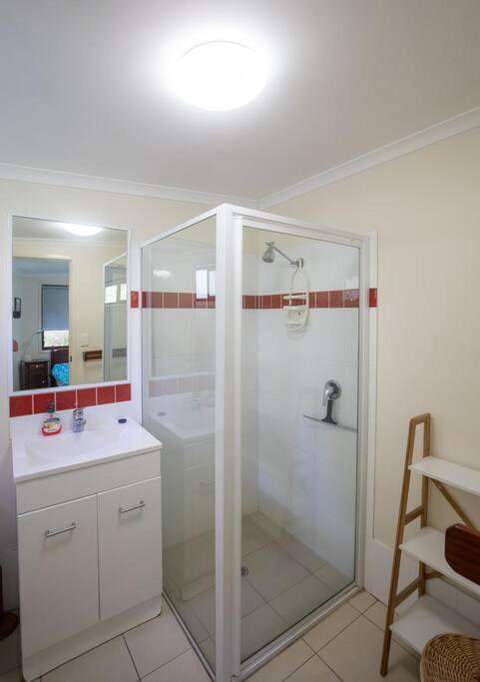 Allamanda Cottage - Close To Beach - Pet Friendly - Accommodation Broome 4
