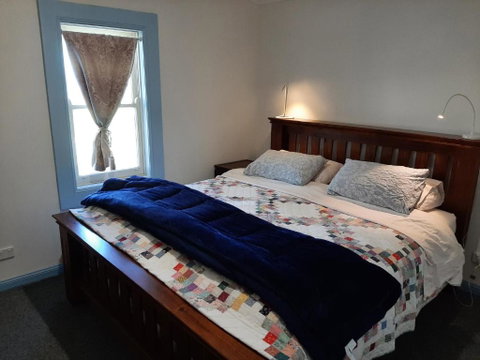 Alloway Bank - Accommodation Broome 4