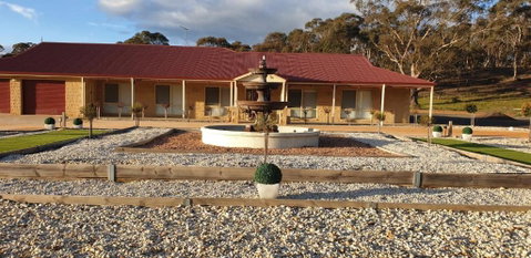 Alma Retreat, King Bed, Family, Pet Friendly - Accommodation Broome 1