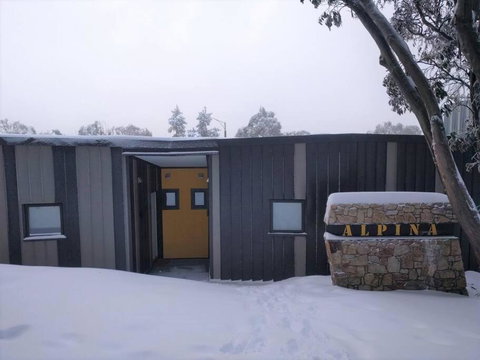 Alpina 2 - Your Alpine Home. - Accommodation Broome 0