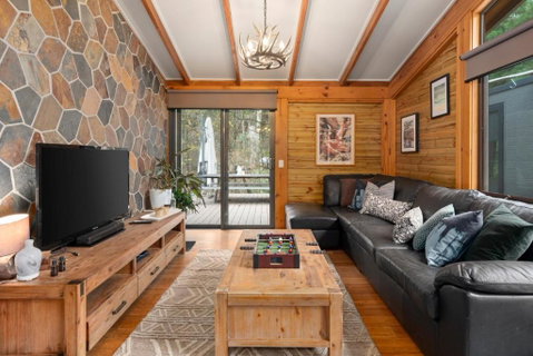Alpine Creek House And Cabin - Accommodation Broome 1