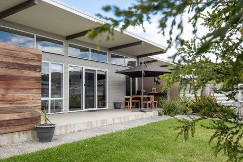 Amaroo 2 - Freycinet Holiday Houses - Accommodation Broome 0