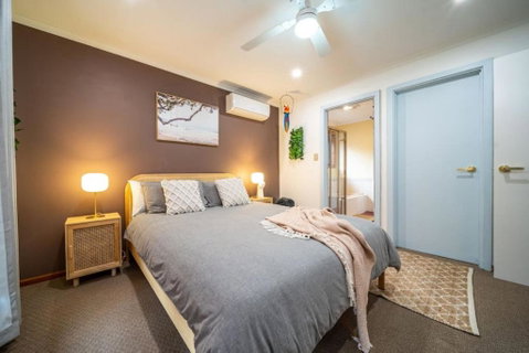 Amazon At Seacombe Gardens - Accommodation Broome 4